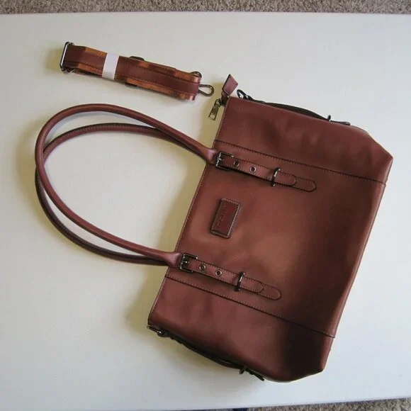 Elegant Brown Leather Tote Bag - Picture 8 of 16